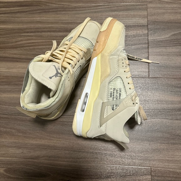 Off-White x Air Jordan 4 SP - Picture 3 of 8